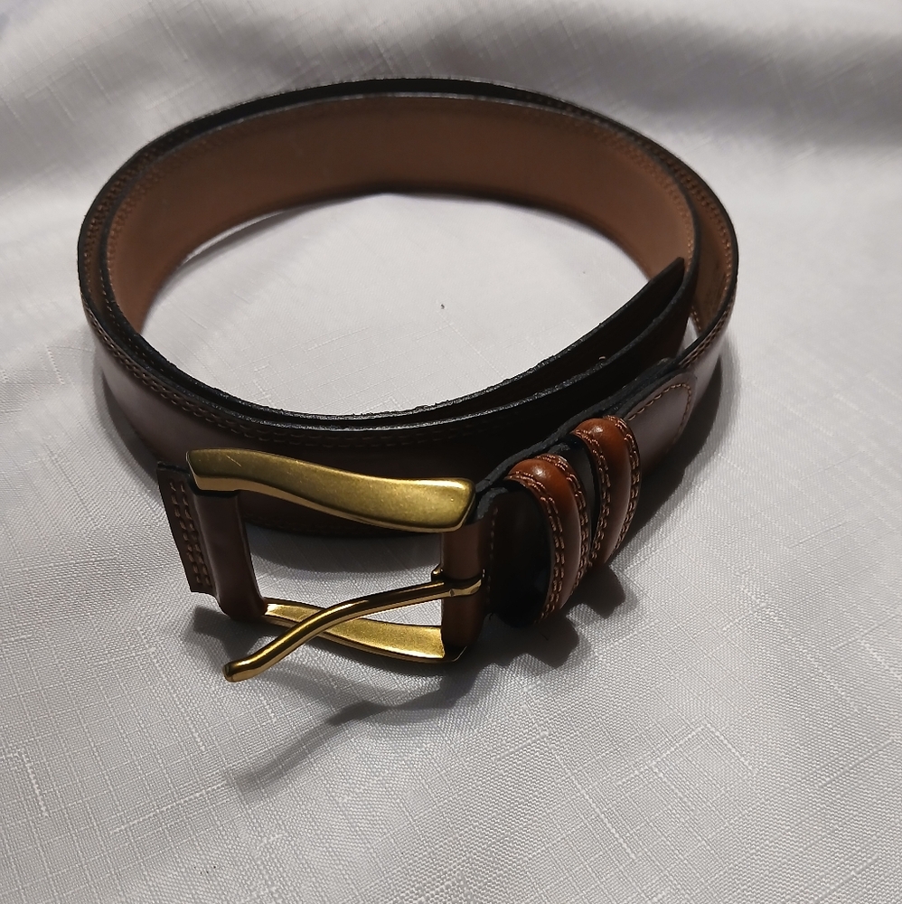 George Leather Belt Gold Buckle Size 42 NWOT